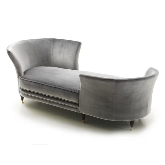 Triclinia Lounge Chair