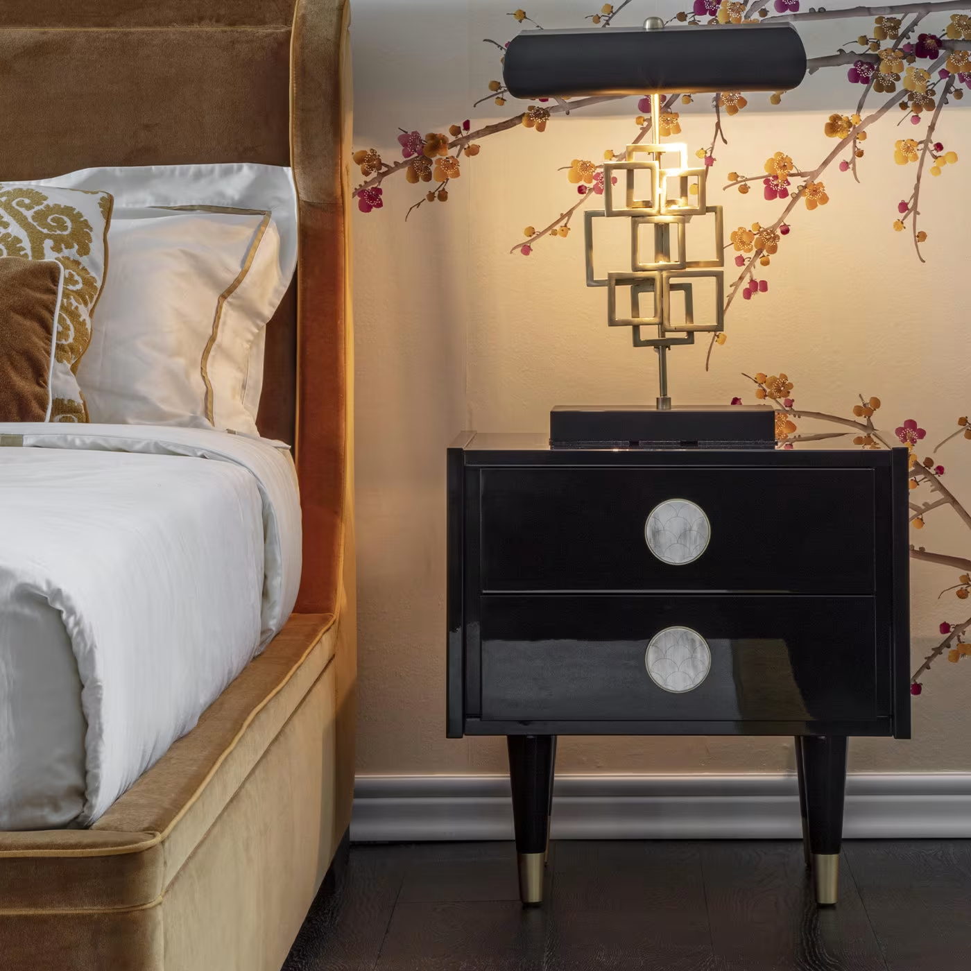 Stilbo nightstand