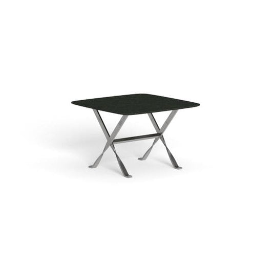 George – Modern Outdoor Tables