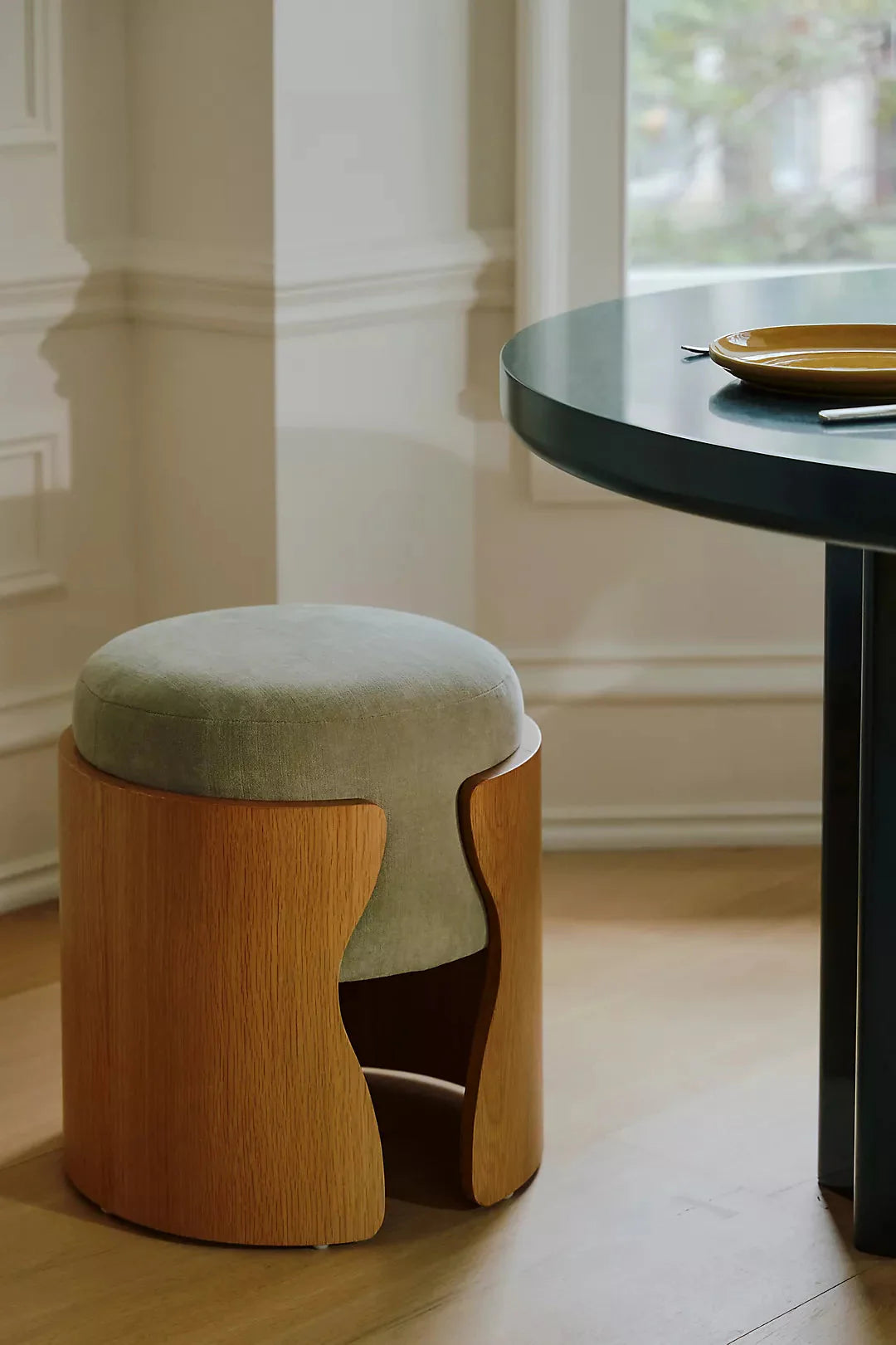 Cosmo Ottoman