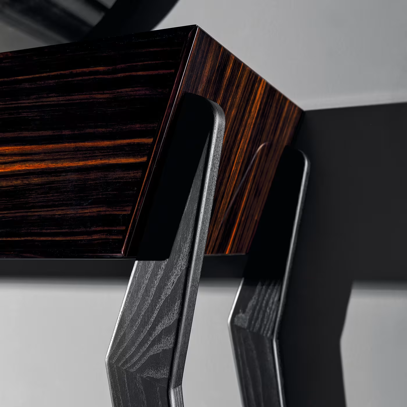 Brera ebony console