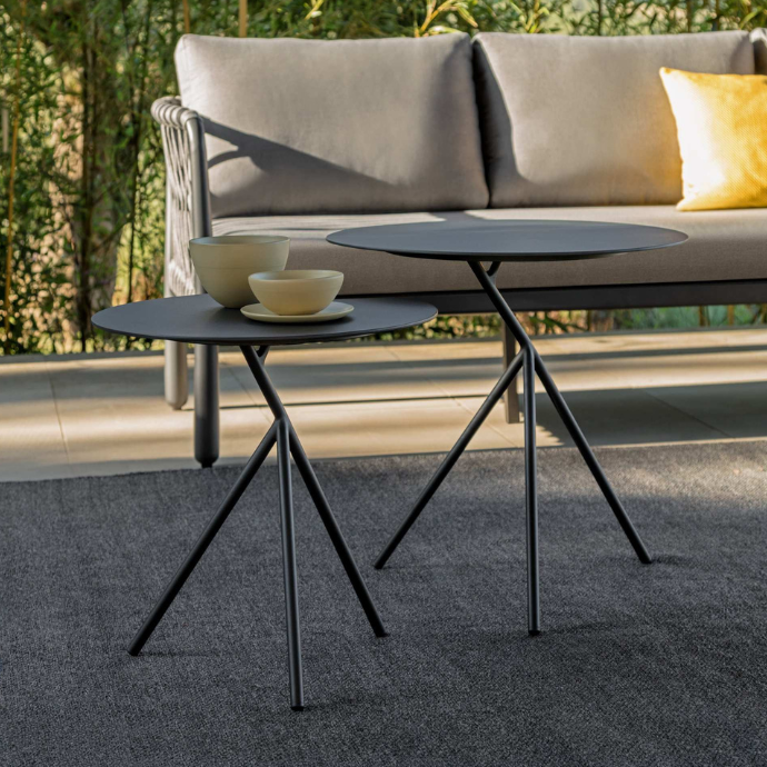 Uniquely designed table set