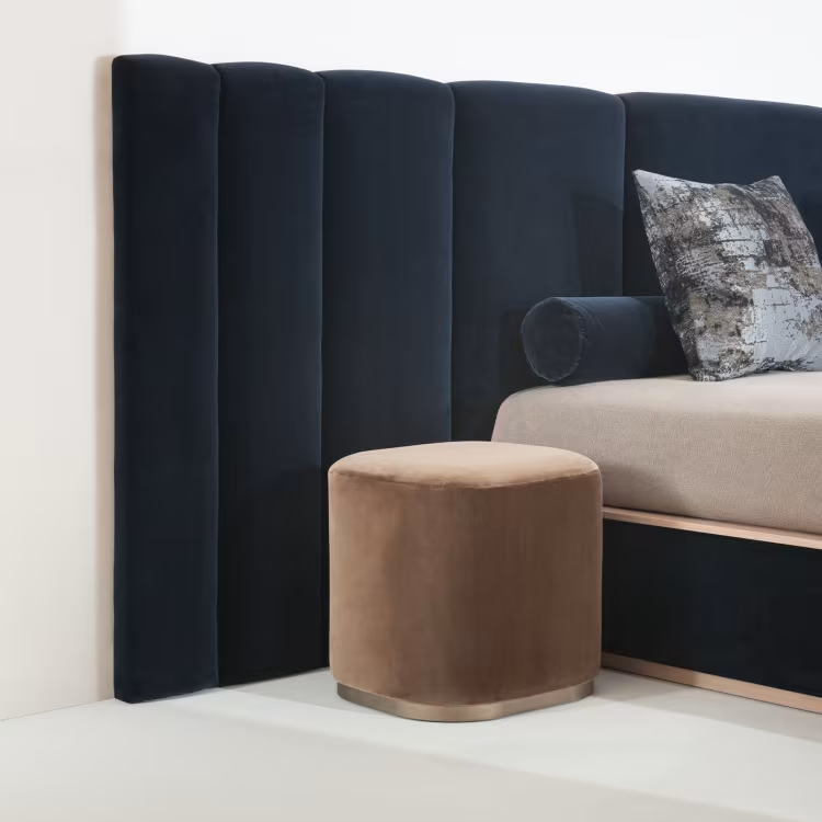 Vittoria headboard