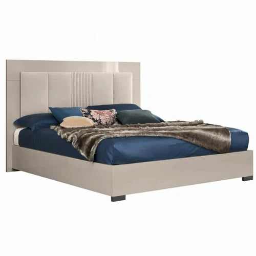 Luxury Metallic Modern Bedroom Set
