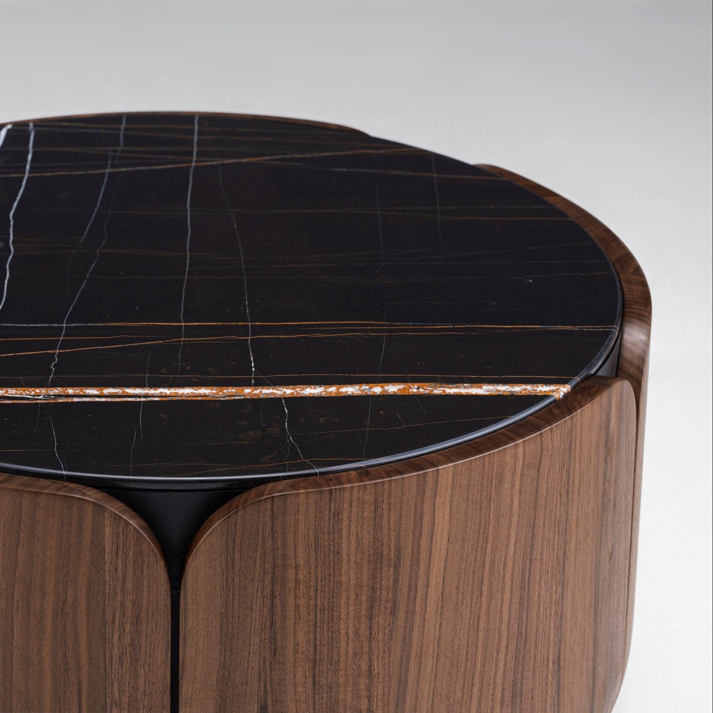 Minimalist Coffee table
