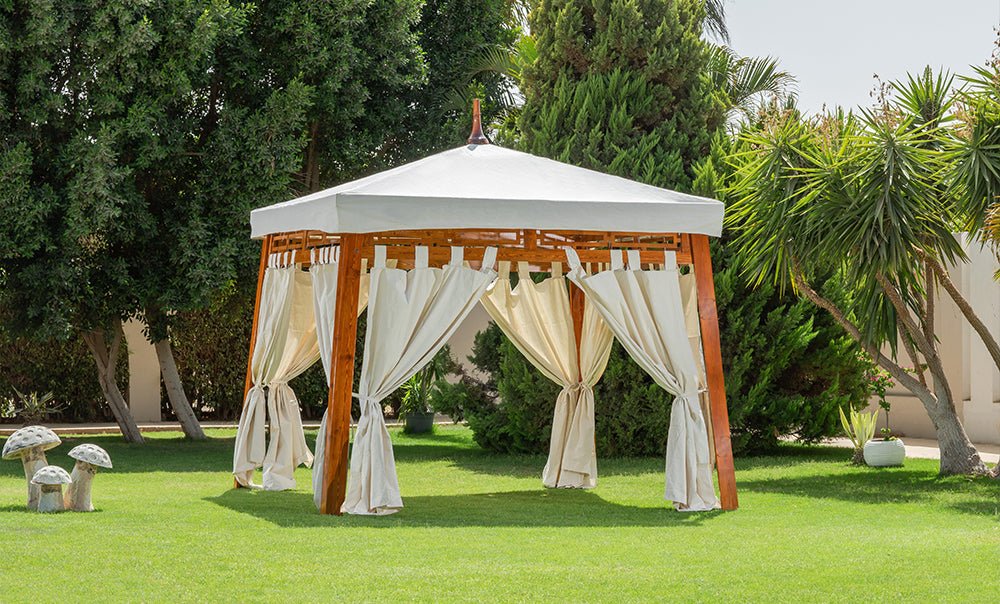 Armani wood pergola