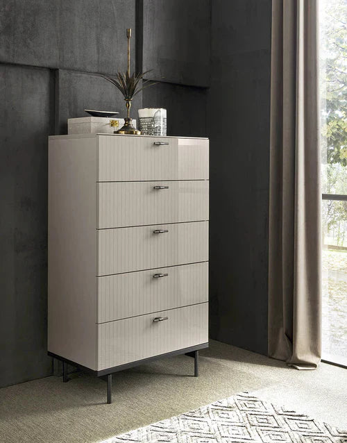 Luxury Metallic Modern Bedroom Set
