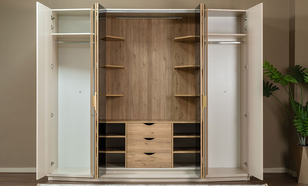 Monaco wardrobe