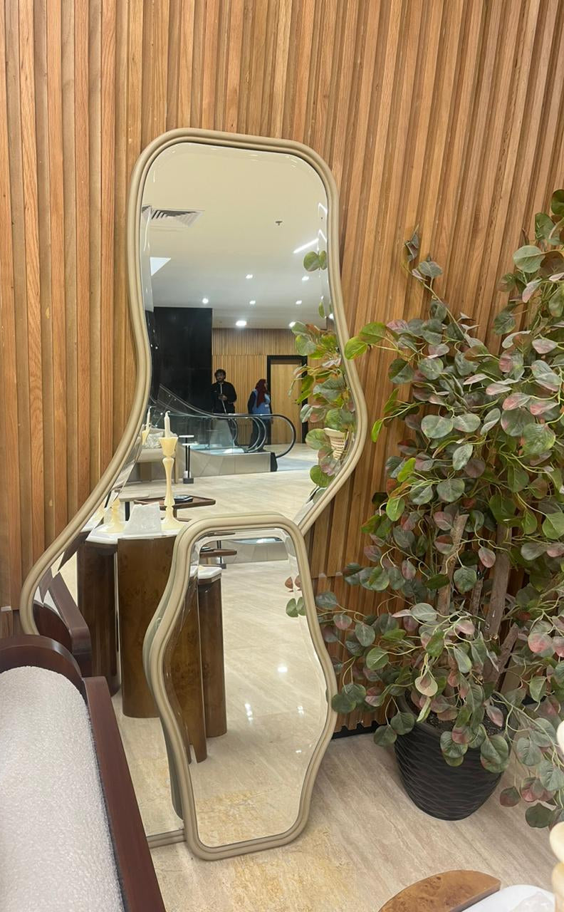 Irregular Mirror