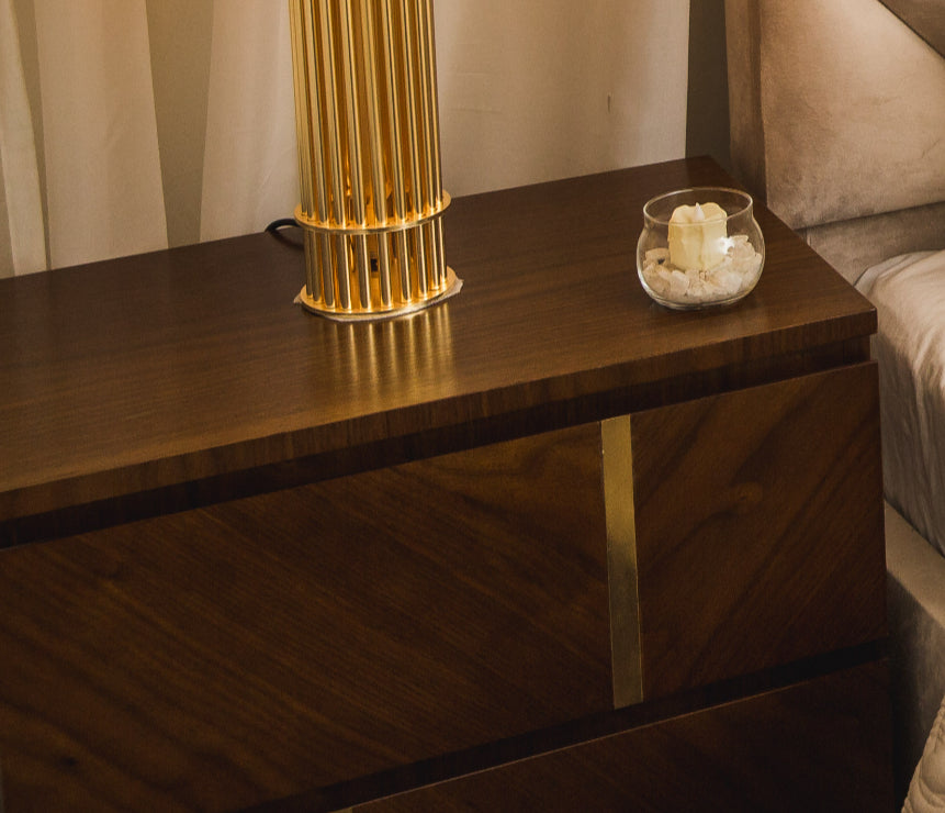 Glam Commode