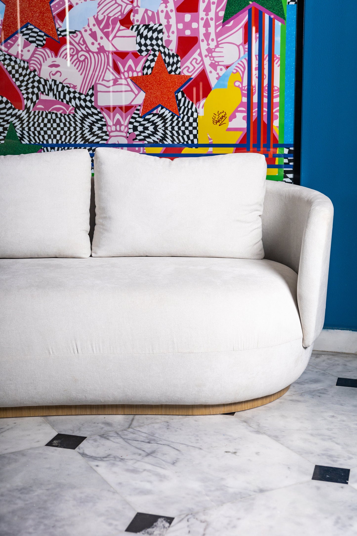 Curve Sofa Living