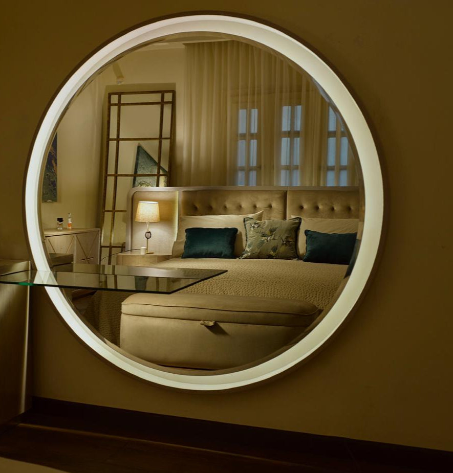 Oro Mirror
