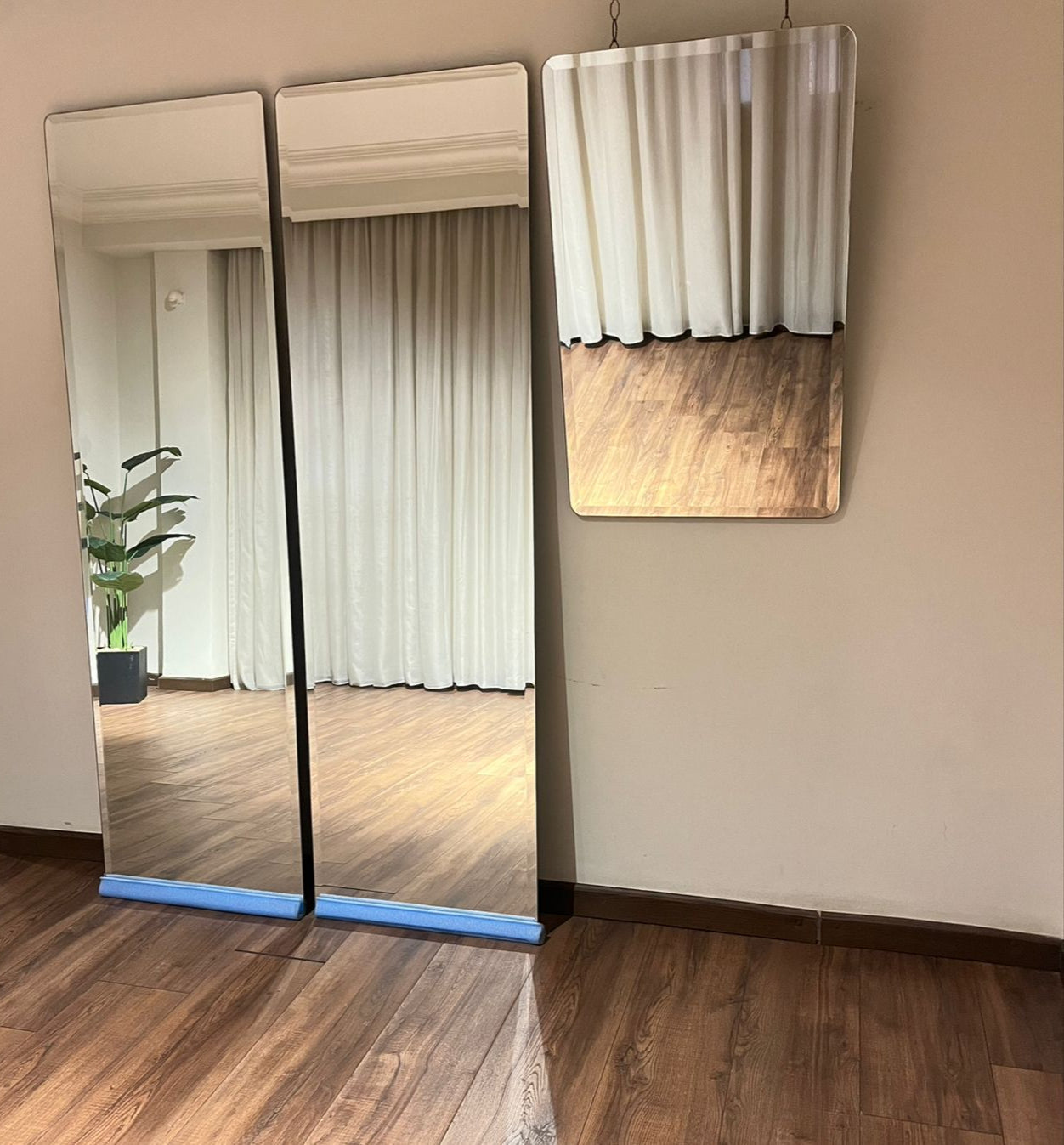 Glam Mirror