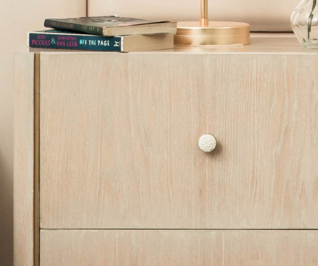 Allure Commode