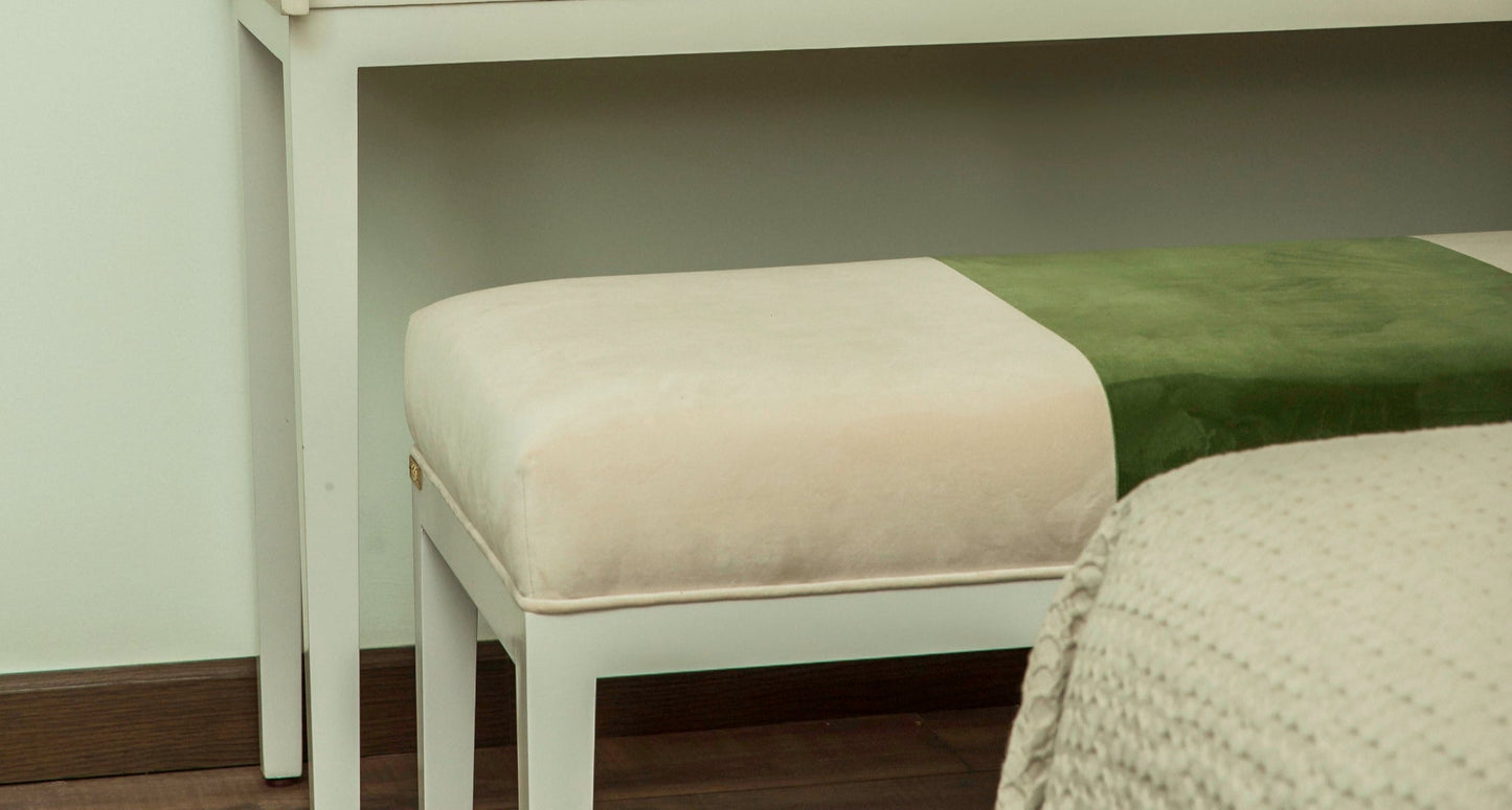 Serenity Banquette