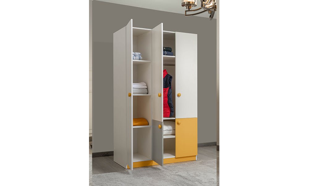 Youth capris bedroom