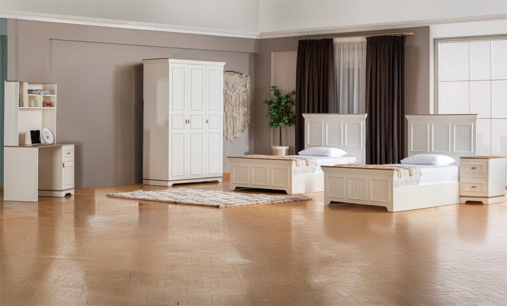 Tiffany youth bedroom