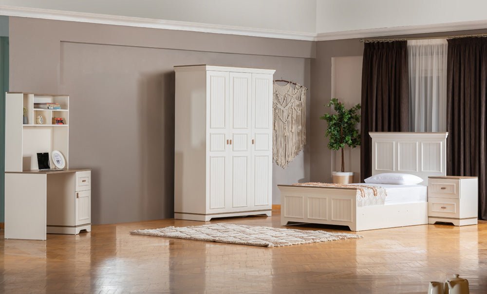 Tiffany youth bedroom