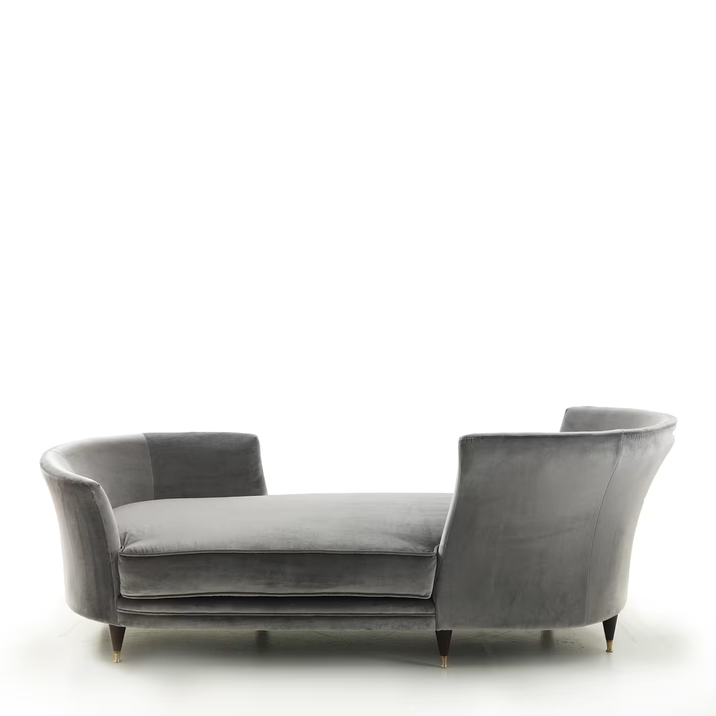 Triclinia Lounge Chair