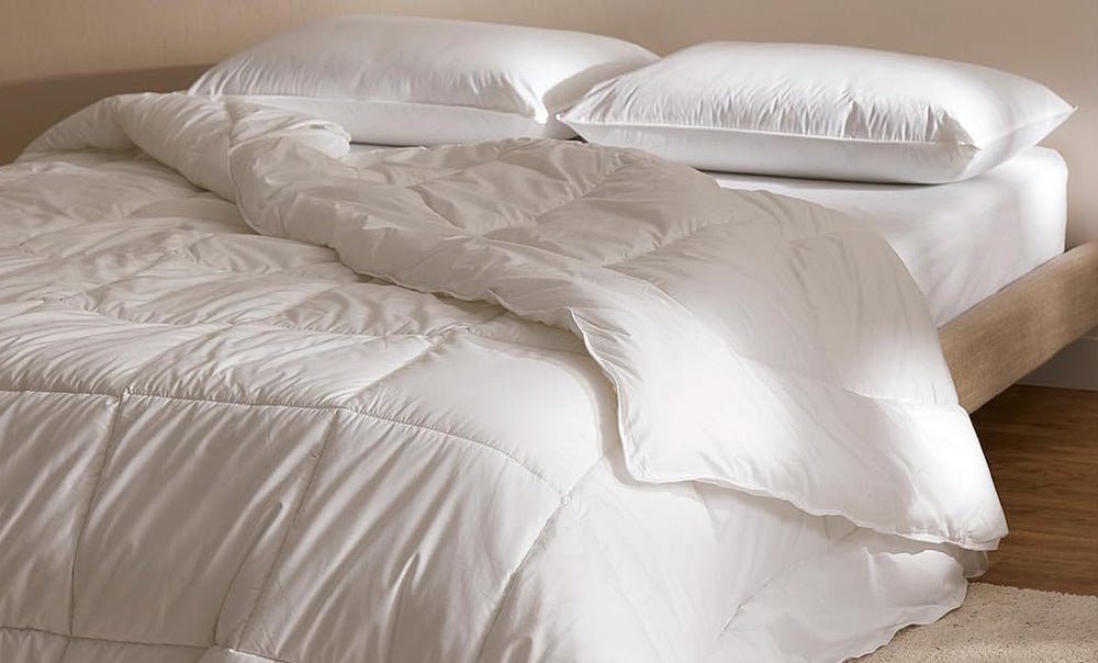 Single Soft Hotel Comforter