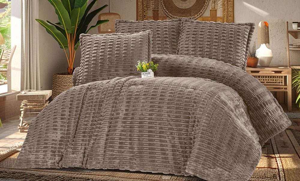 Modern double fur quilt, 3 pieces