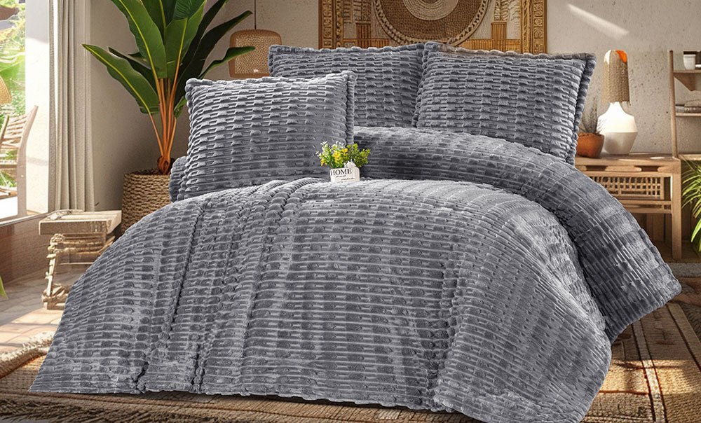Modern double fur quilt, 3 pieces