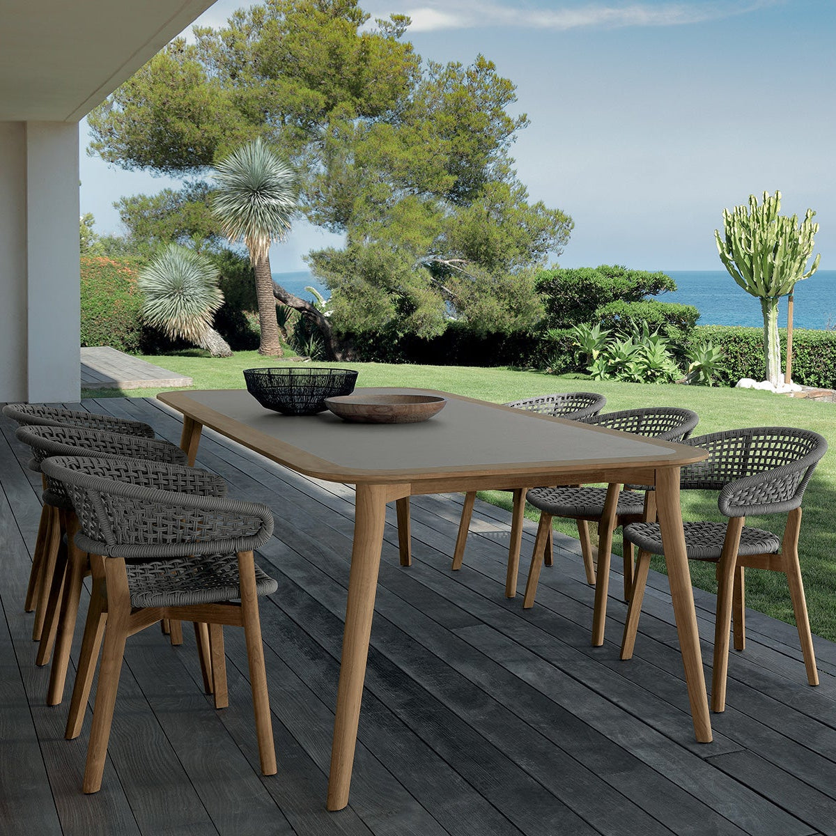 outdoor rectangular dining tables