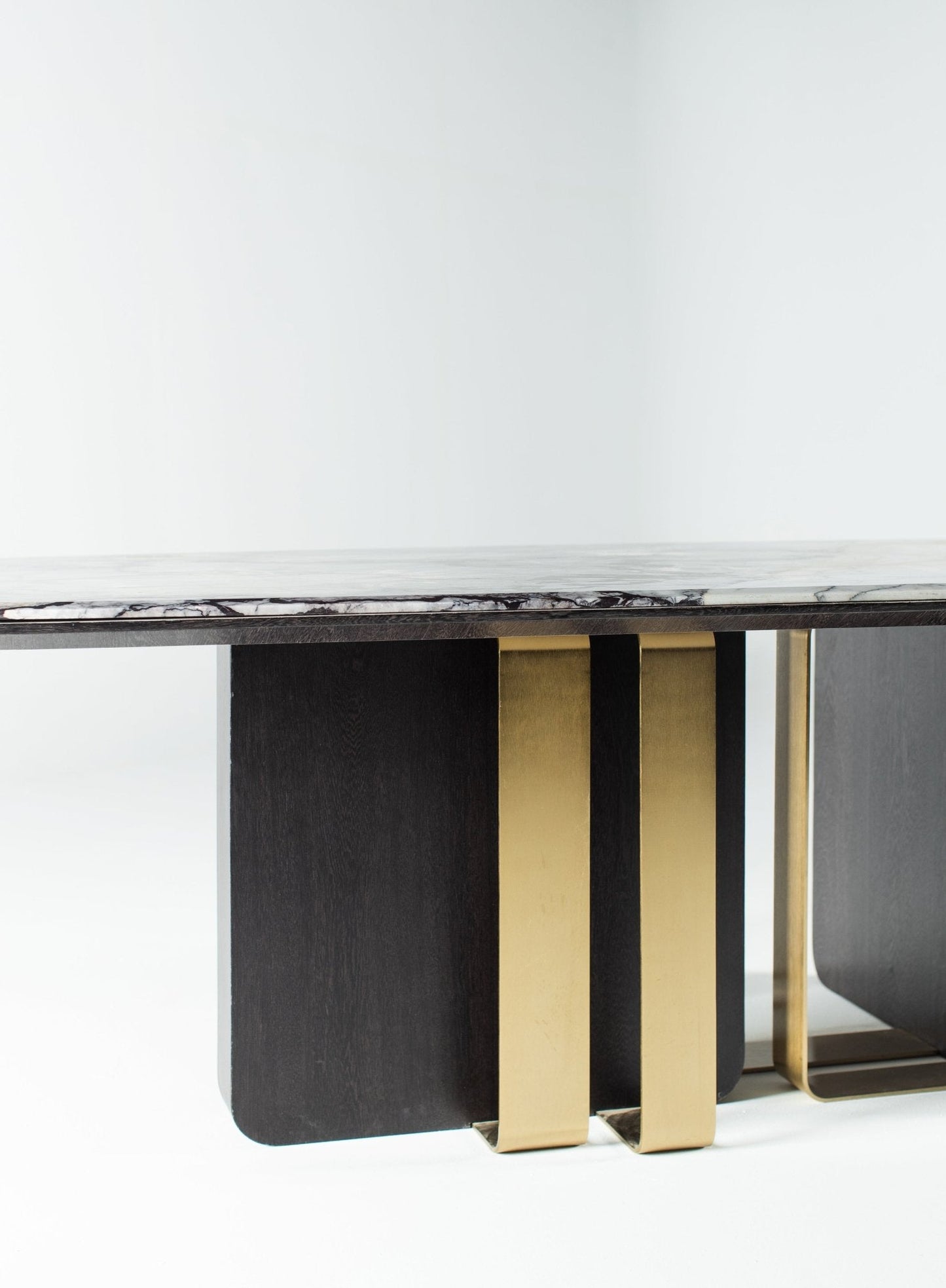 Kavar Dining Room