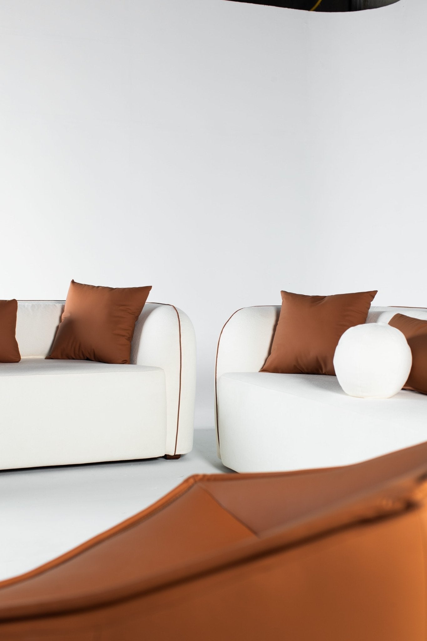 Aurora Couch