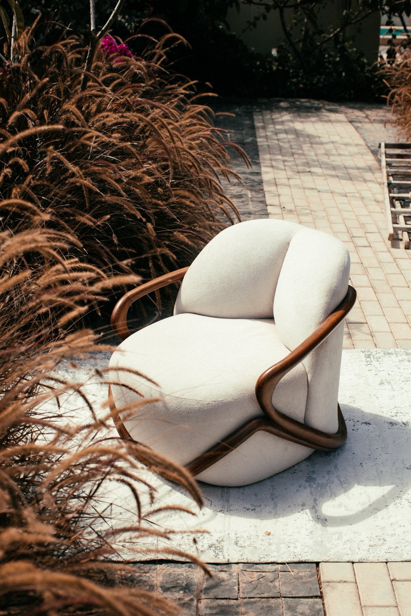 Lopra Chair