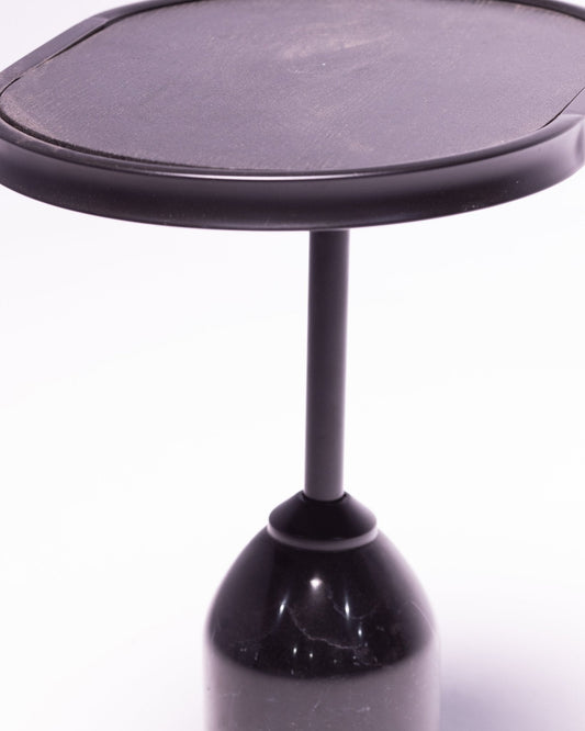 Nero Table