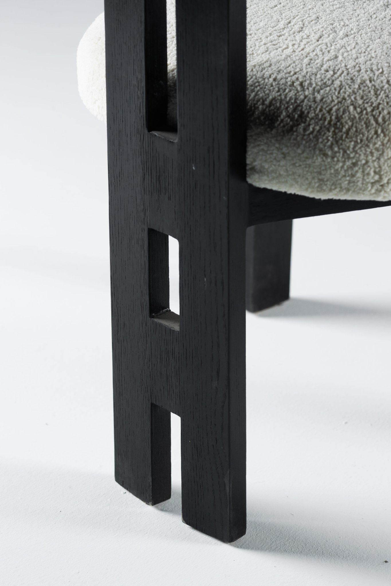 Vionna Chair