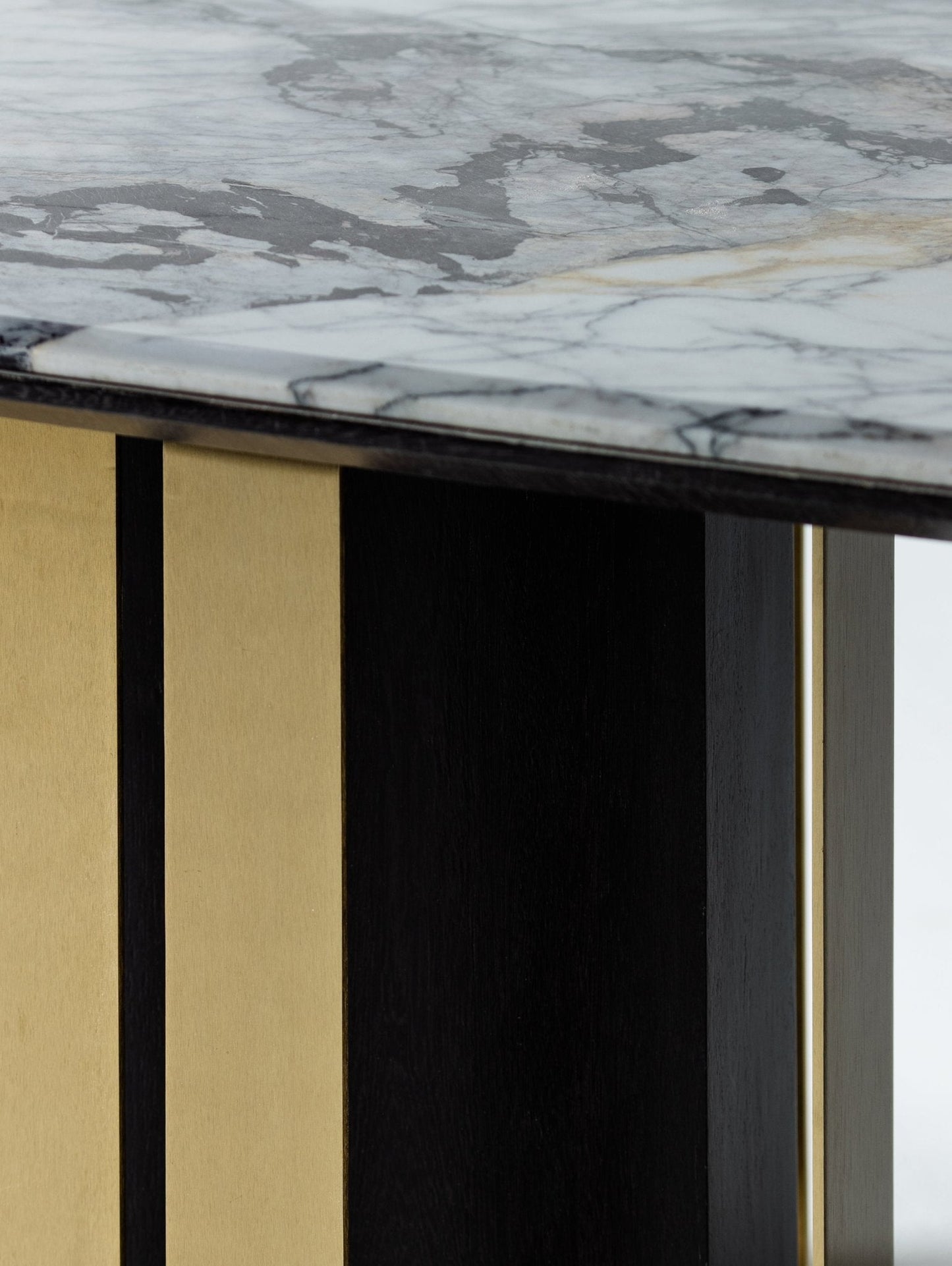 Kavar Dining Room