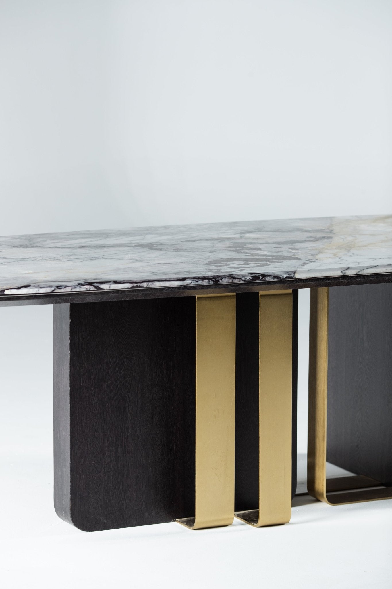 Kavar Dining Room