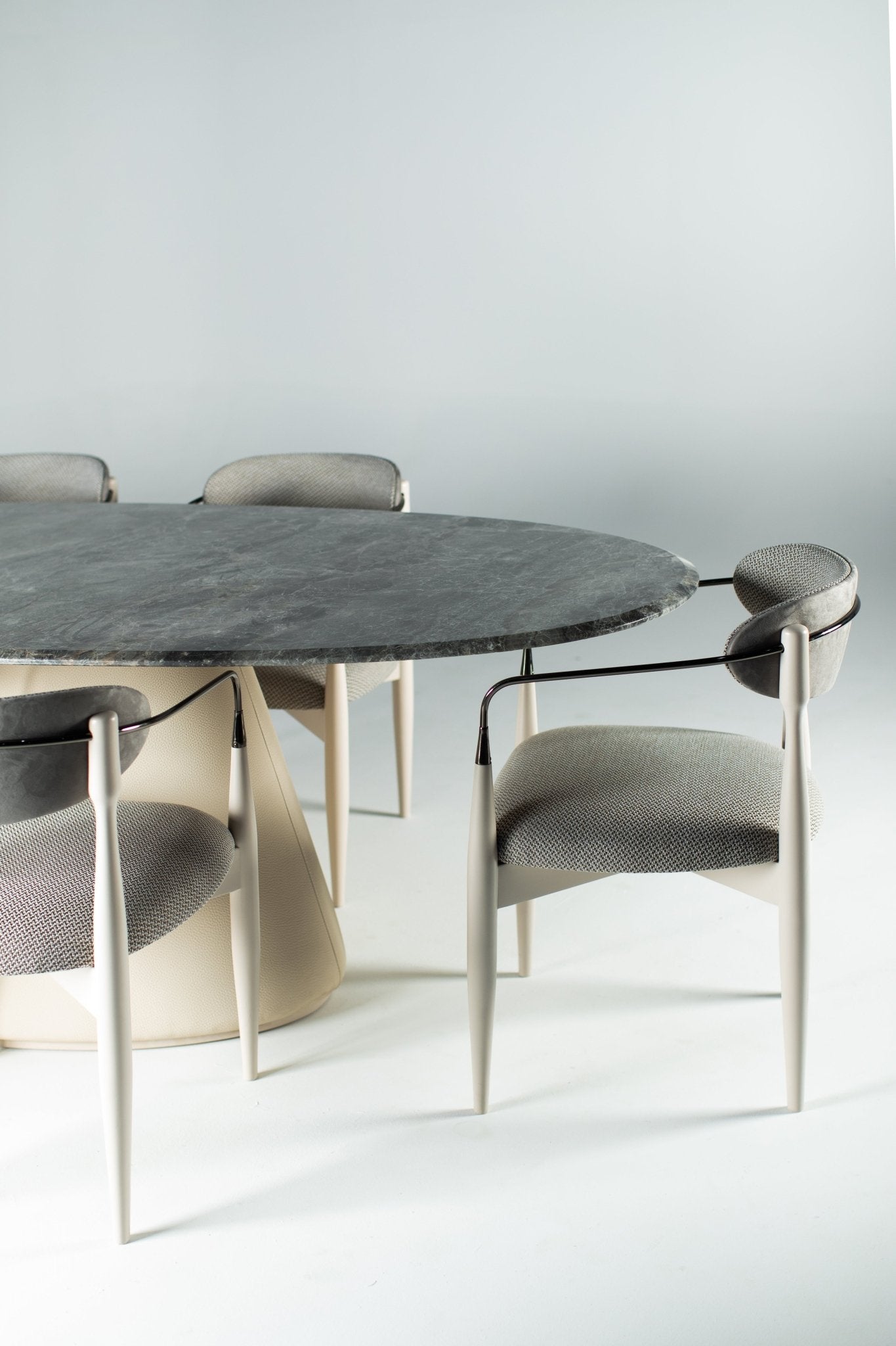 Ruvit Dining room