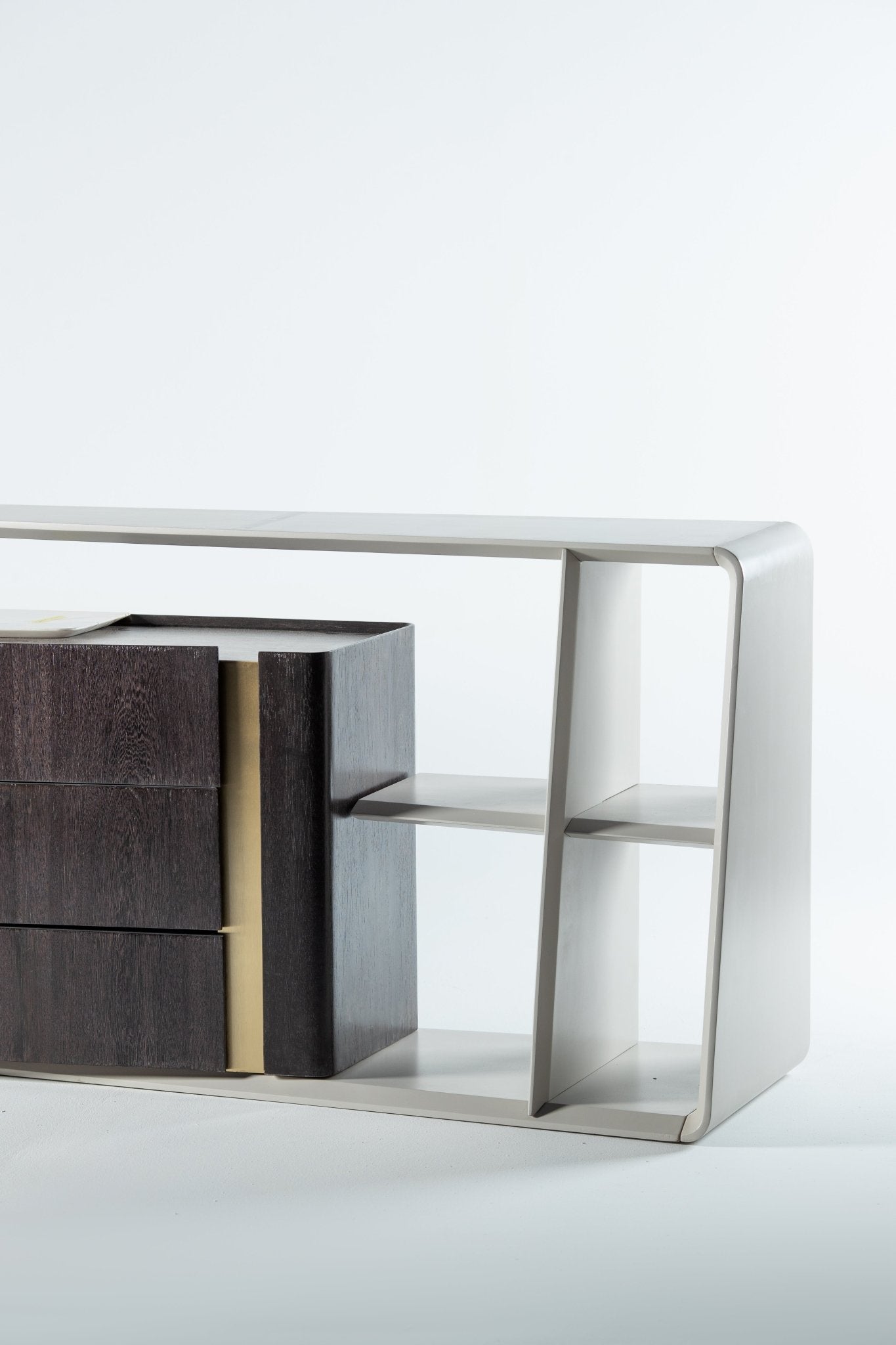 Kavar Dining Room