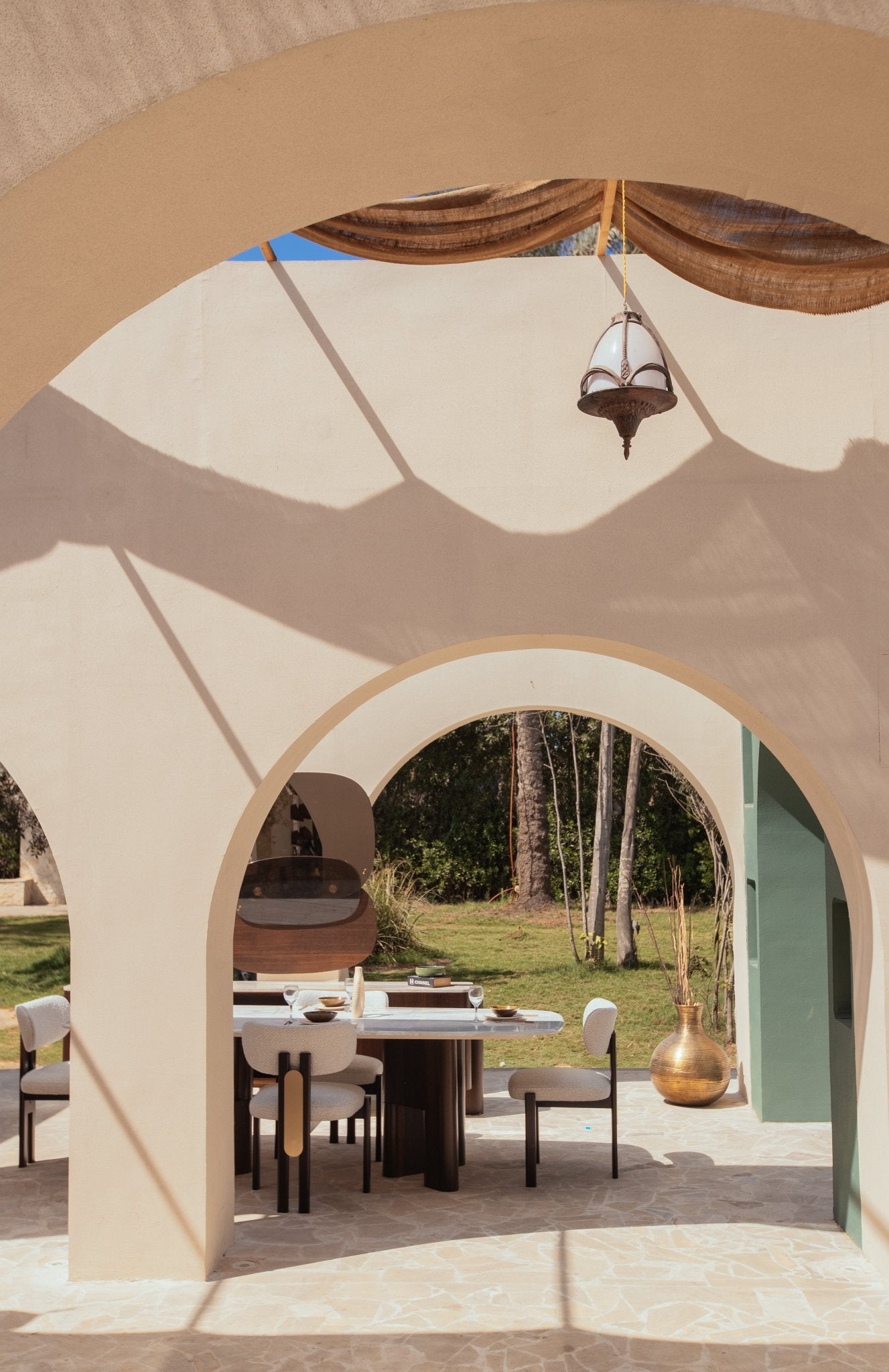 Rounded Dining Room