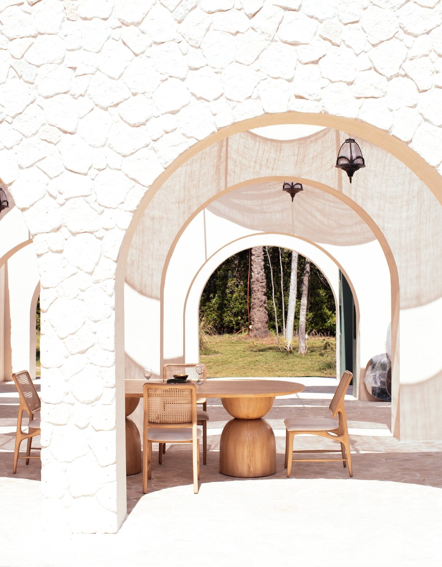 Bright dinning room