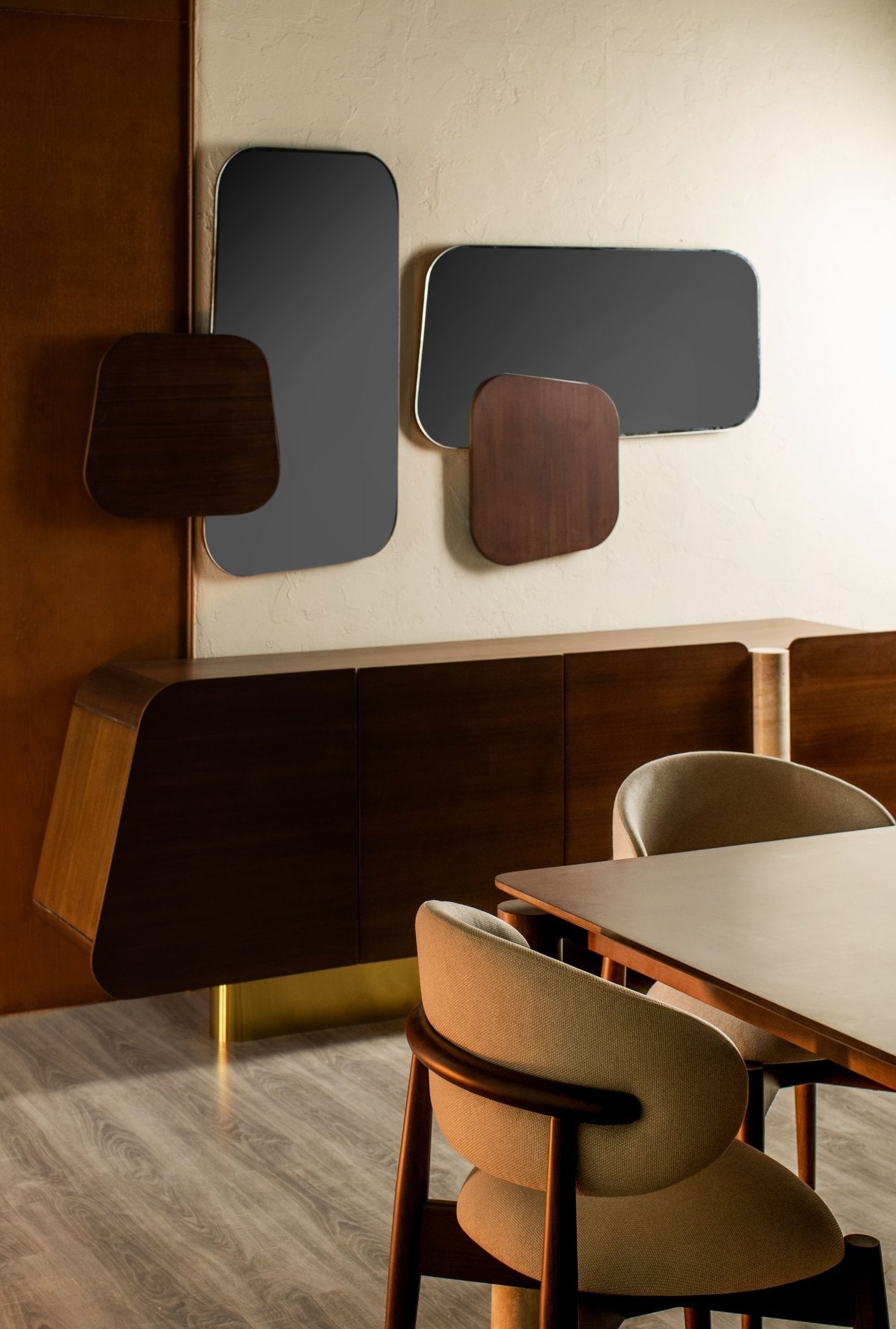 Aro Dining Room Set