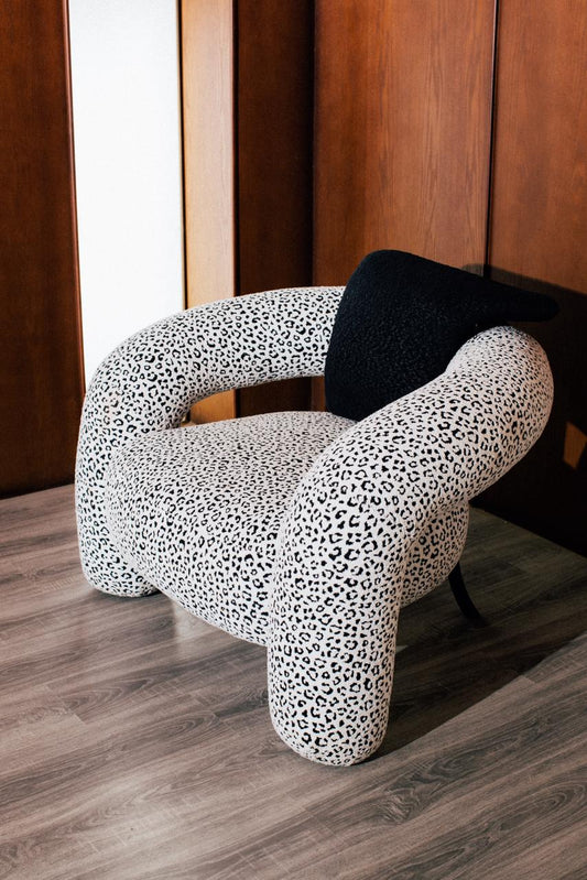 LEO Curved Accent Armchair - Snow Leopard Edition
