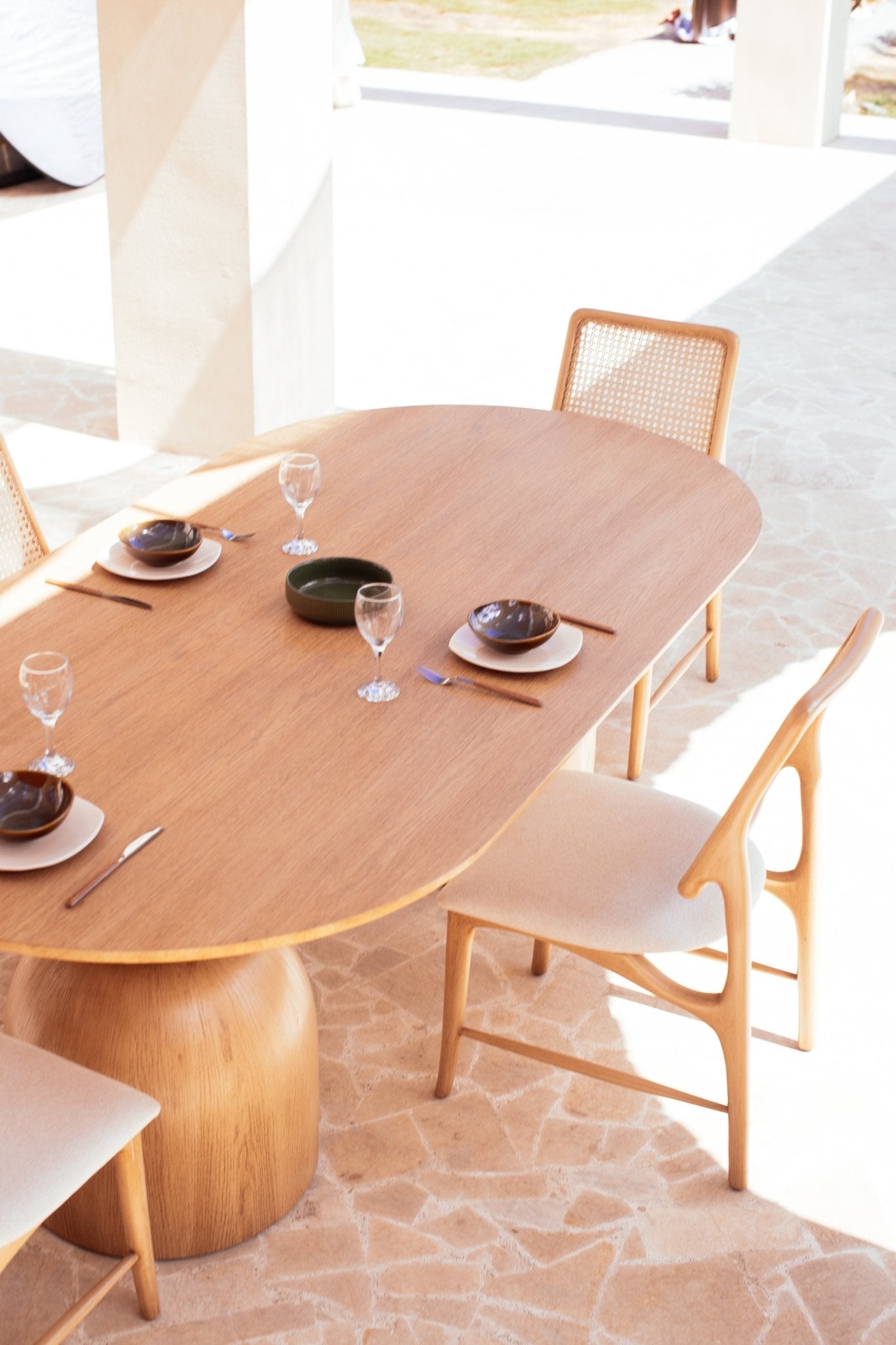 Bright dinning room