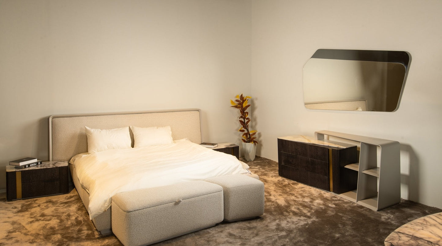Kavar Bedroom