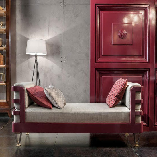 Lacquered wood bench