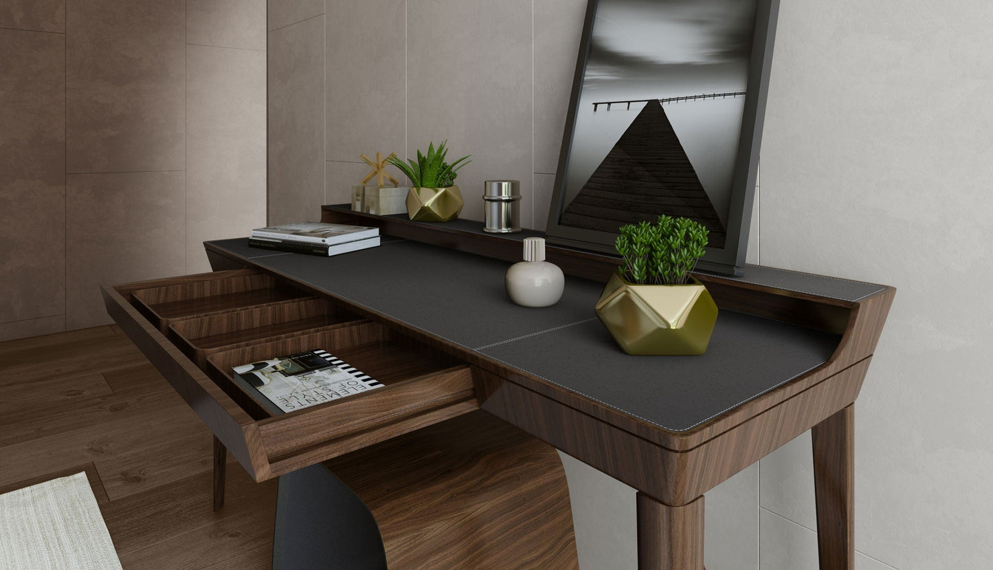 High-End Workstation Desk