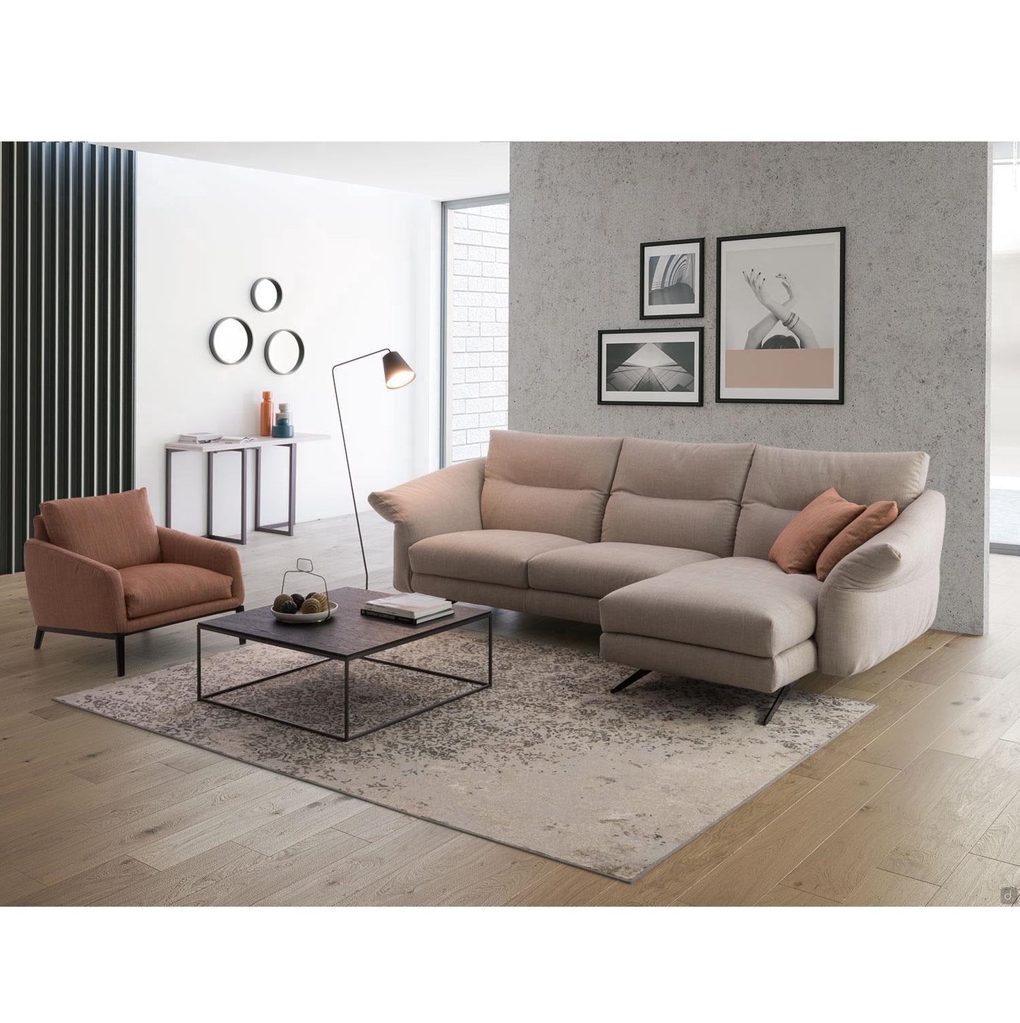 Carnaby sofa from metal