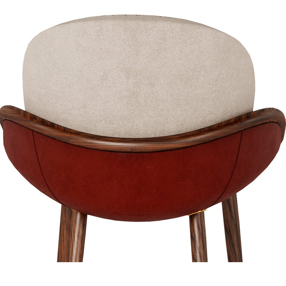 Elegant and comfortable chair