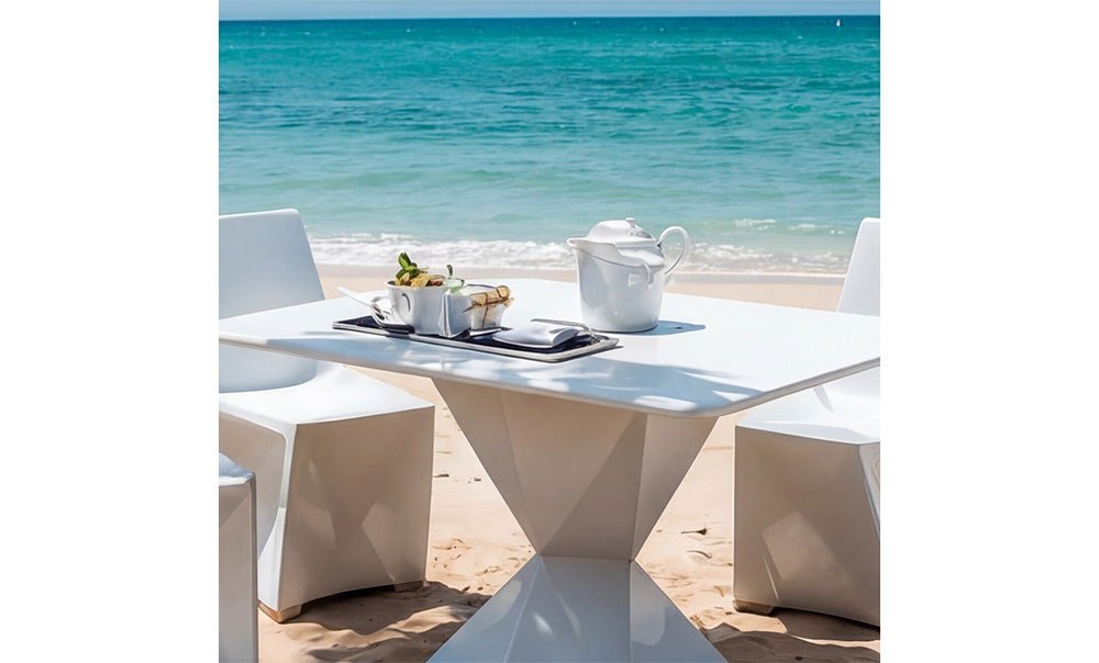 Diamond fiberglass dining table