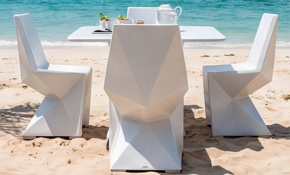 Diamond fiberglass dining table
