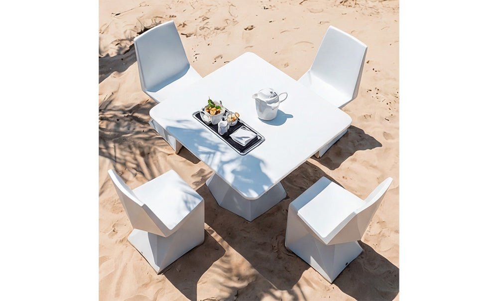 Diamond fiberglass dining table