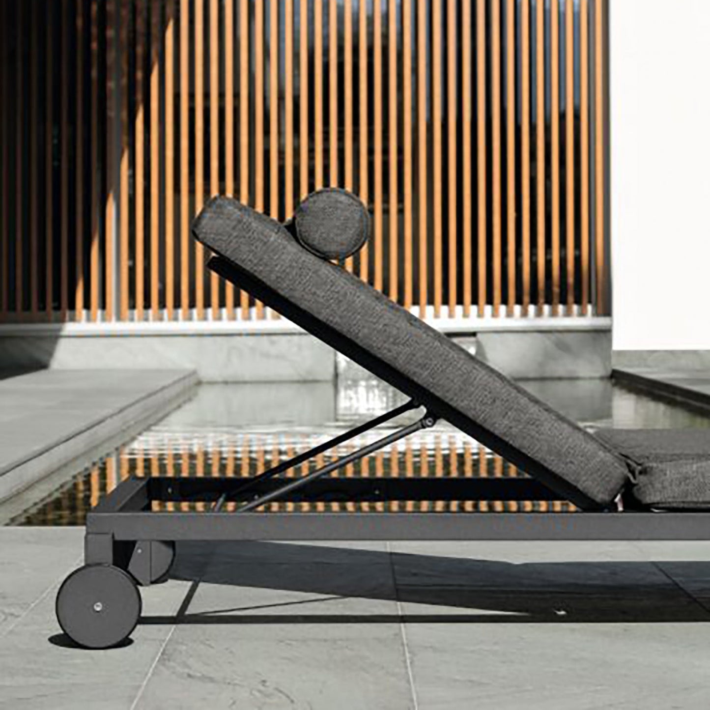 CleoSoft Luxury Outdoor Lounge Chair